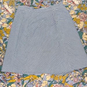Brooks brothers 100% cotton seersucker miniskirt.